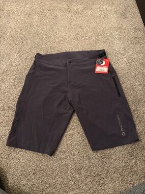 Pactimo Men's Dark Gray Tellus Shorts Athletic Medium NEW